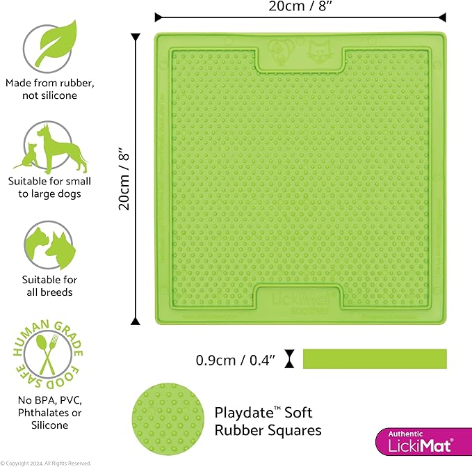LickiMat Classic Soother, Dog Feeding Mat for Boredom and Anxiety Relief, Ideal for Food, Treats, Yoghurt or Peanut Butter, Lick Mats, Fun Alternative to a Slow Feeder Bowl, Green